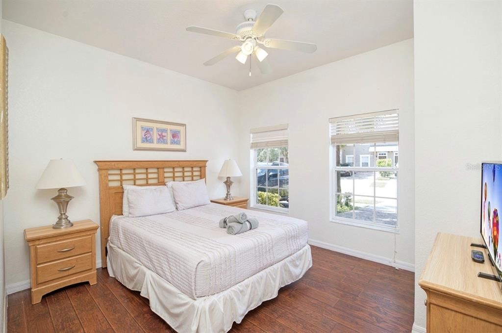 For Sale: $289,000 (4 beds, 3 baths, 1512 Square Feet)
