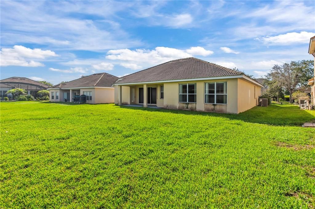For Sale: $360,000 (3 beds, 3 baths, 2746 Square Feet)