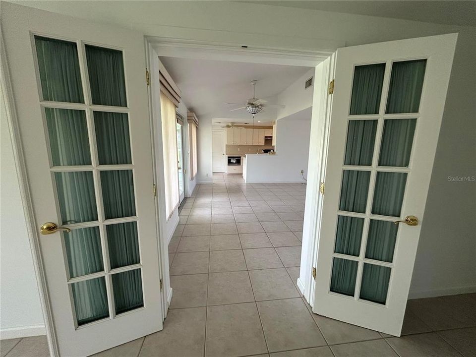 For Rent: $2,800 (2 beds, 2 baths, 1434 Square Feet)