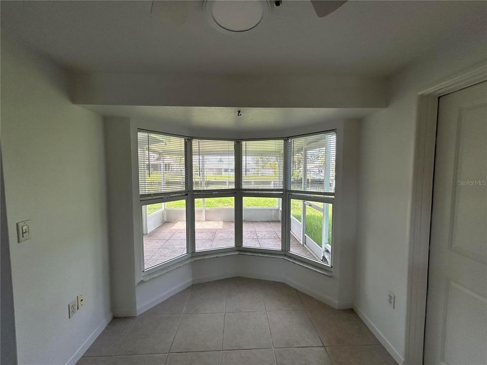 For Rent: $2,800 (2 beds, 2 baths, 1434 Square Feet)