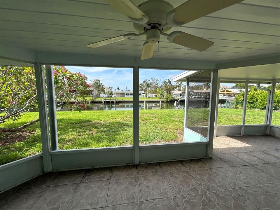 For Rent: $2,800 (2 beds, 2 baths, 1434 Square Feet)