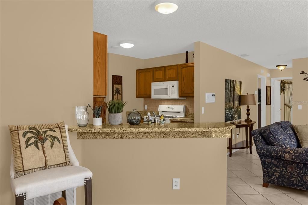 For Sale: $275,000 (2 beds, 2 baths, 1143 Square Feet)