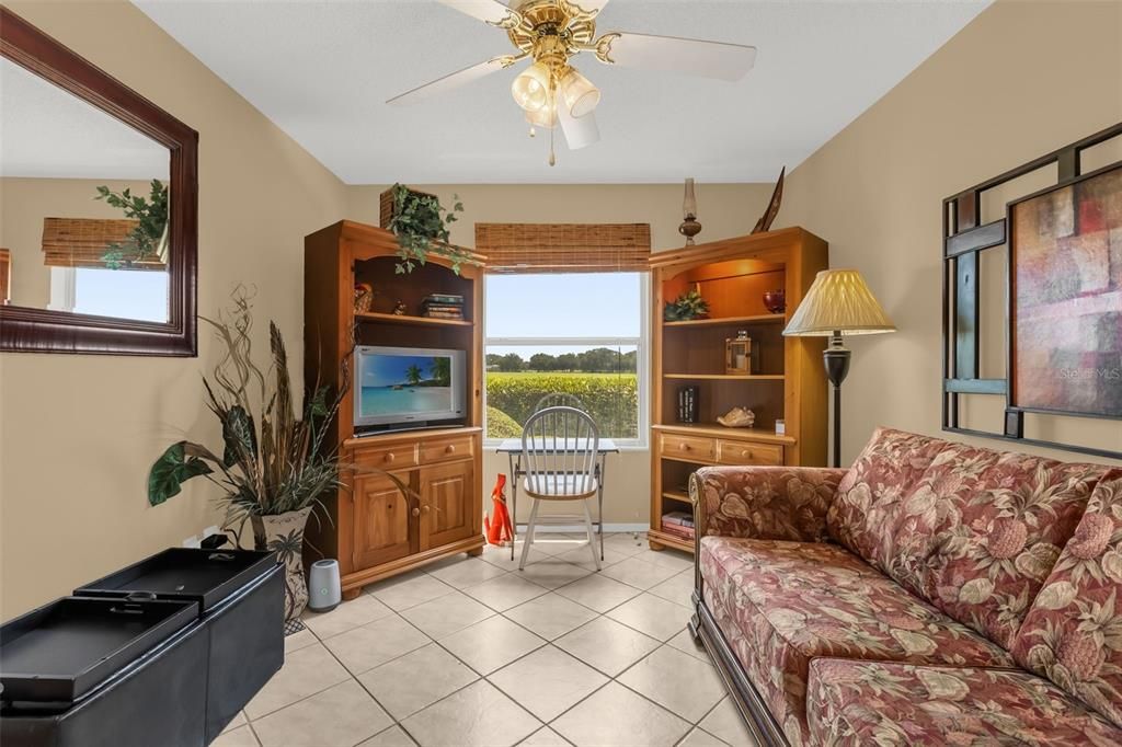 For Sale: $275,000 (2 beds, 2 baths, 1143 Square Feet)
