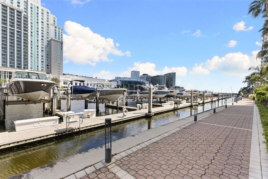 For Rent: $4,100 (3 beds, 2 baths, 1648 Square Feet)