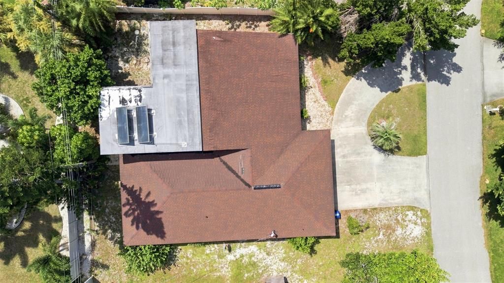 For Sale: $360,000 (4 beds, 3 baths, 2512 Square Feet)