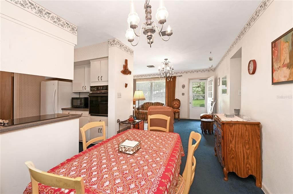 For Sale: $350,000 (3 beds, 2 baths, 1334 Square Feet)