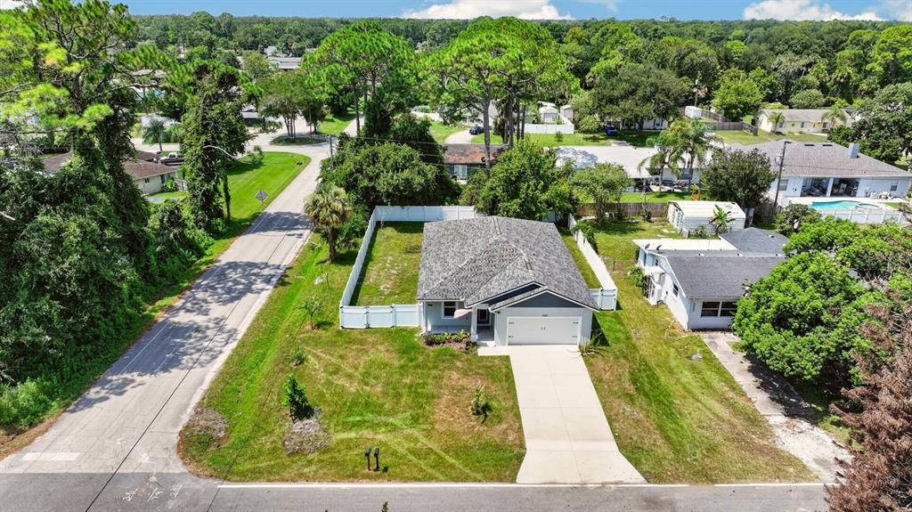For Sale: $399,000 (3 beds, 2 baths, 1724 Square Feet)