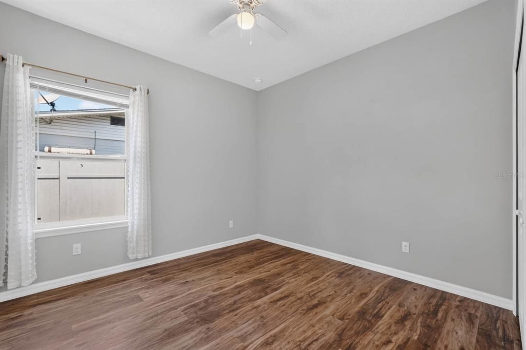 For Sale: $399,000 (3 beds, 2 baths, 1724 Square Feet)