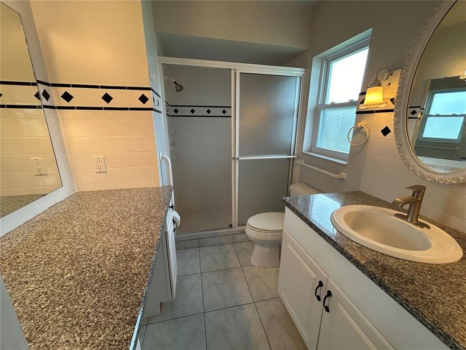 For Rent: $2,950 (2 beds, 2 baths, 1288 Square Feet)