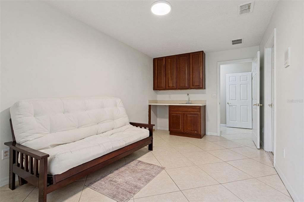 For Sale: $799,900 (6 beds, 5 baths, 4859 Square Feet)