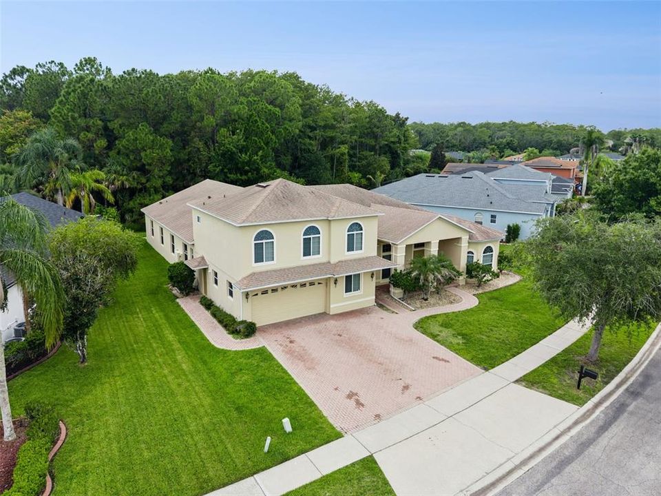For Sale: $799,900 (6 beds, 5 baths, 4859 Square Feet)