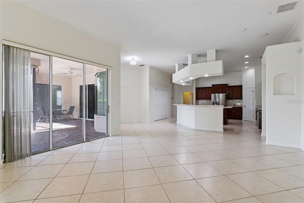 For Sale: $799,900 (6 beds, 5 baths, 4859 Square Feet)