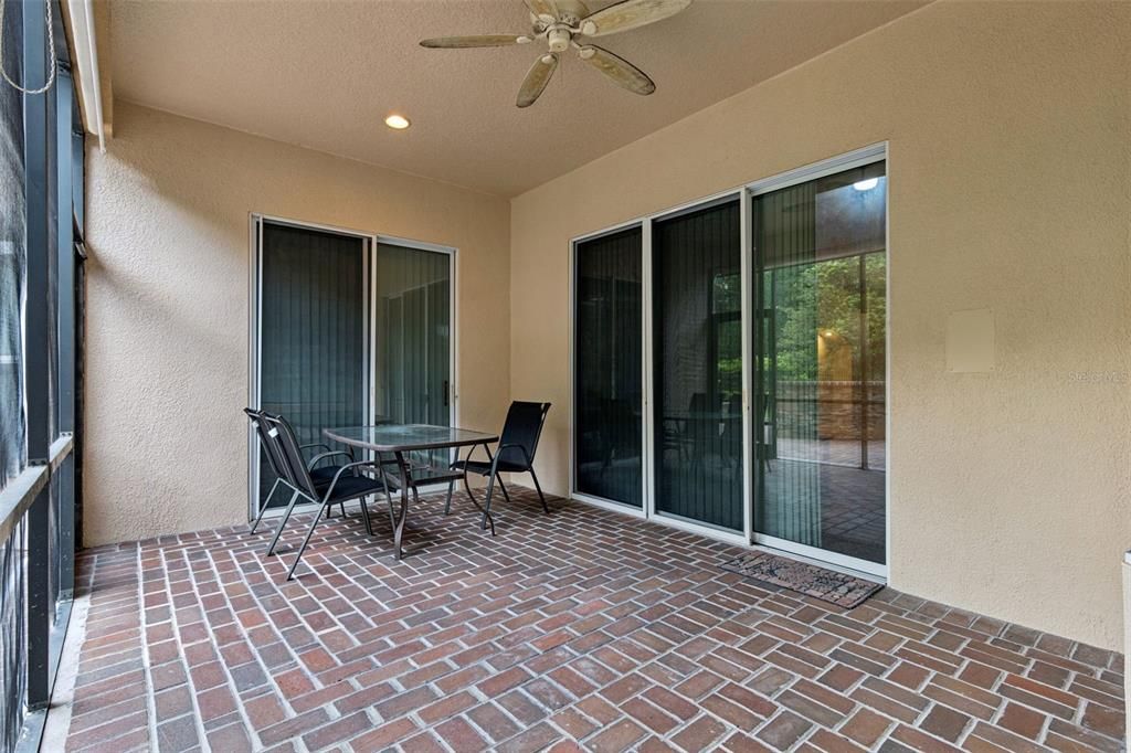 For Sale: $799,900 (6 beds, 5 baths, 4859 Square Feet)