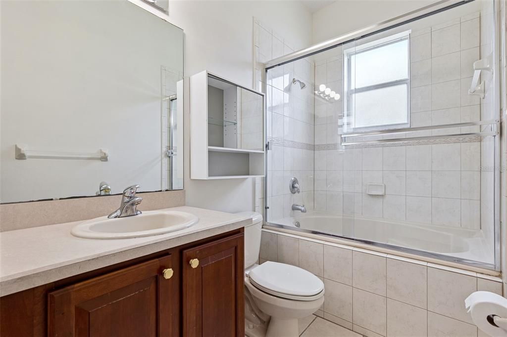 For Sale: $799,900 (6 beds, 5 baths, 4859 Square Feet)