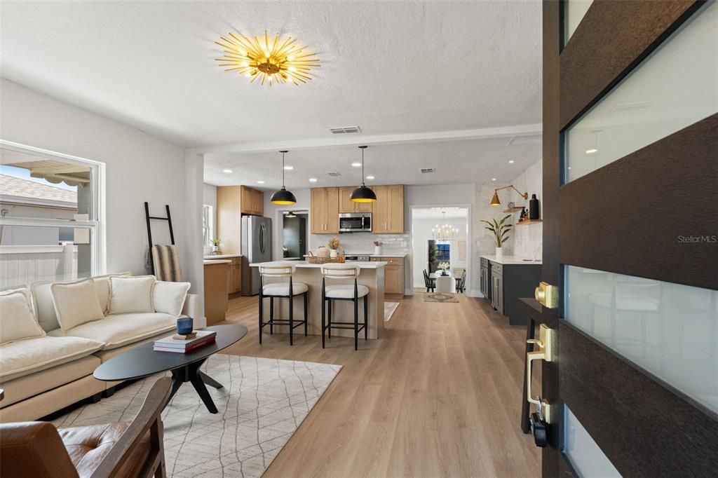For Sale: $575,000 (3 beds, 3 baths, 1574 Square Feet)