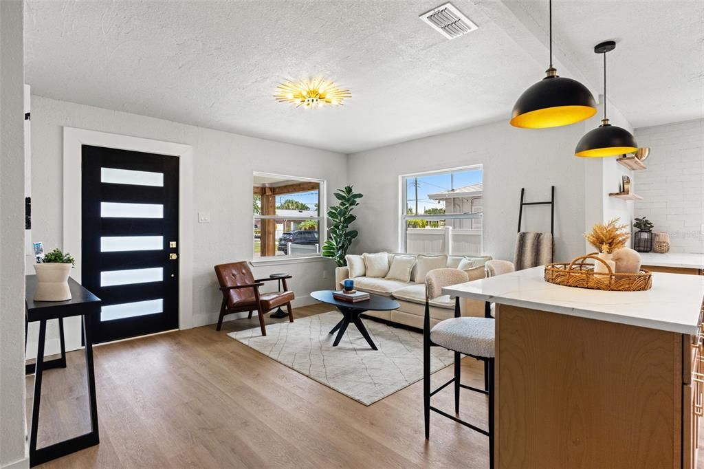 For Sale: $575,000 (3 beds, 3 baths, 1574 Square Feet)