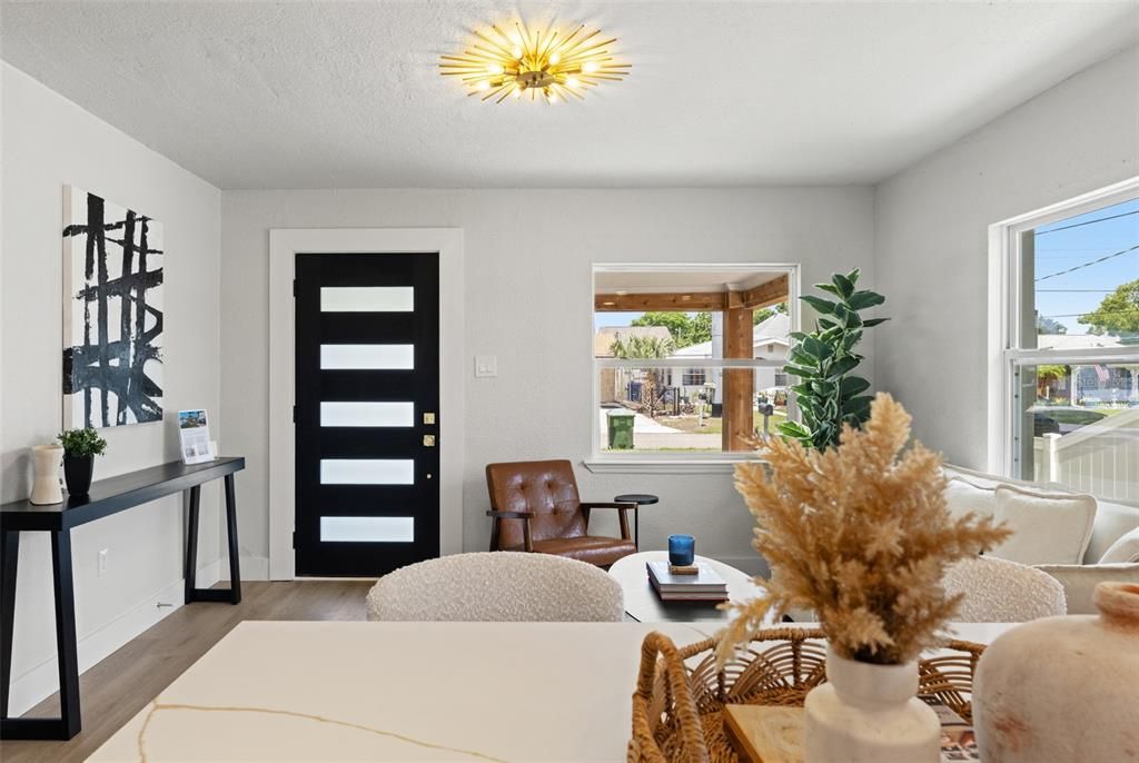 For Sale: $575,000 (3 beds, 3 baths, 1574 Square Feet)