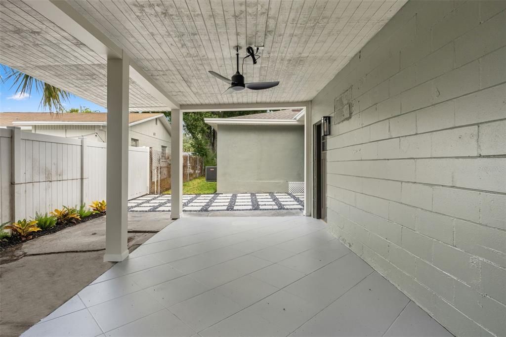 For Sale: $575,000 (3 beds, 3 baths, 1574 Square Feet)