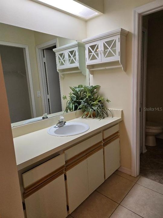 For Rent: $1,800 (2 beds, 2 baths, 1002 Square Feet)