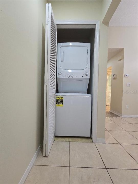 For Rent: $1,800 (2 beds, 2 baths, 1002 Square Feet)