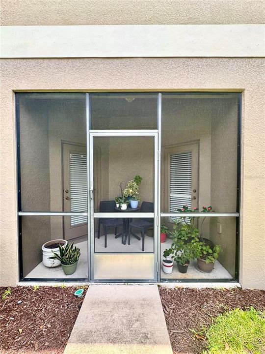 En Renta: $2,600 (4 camas, 3 baños, 2031 Pies cuadrados)