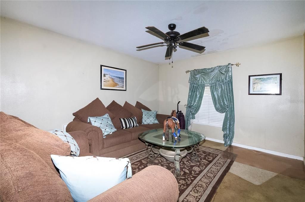 For Sale: $239,999 (4 beds, 2 baths, 2822 Square Feet)