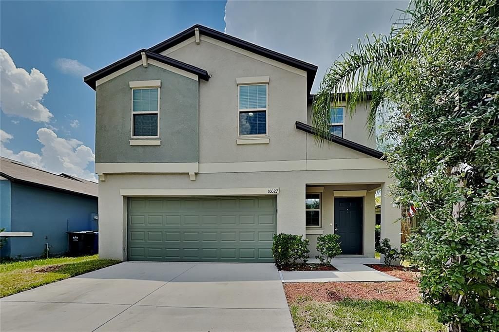For Rent: $2,239 (4 beds, 2 baths, 1870 Square Feet)