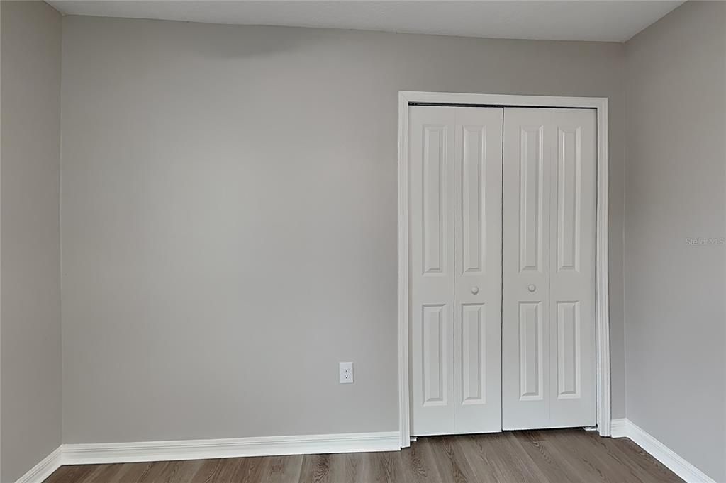 For Rent: $2,239 (4 beds, 2 baths, 1870 Square Feet)