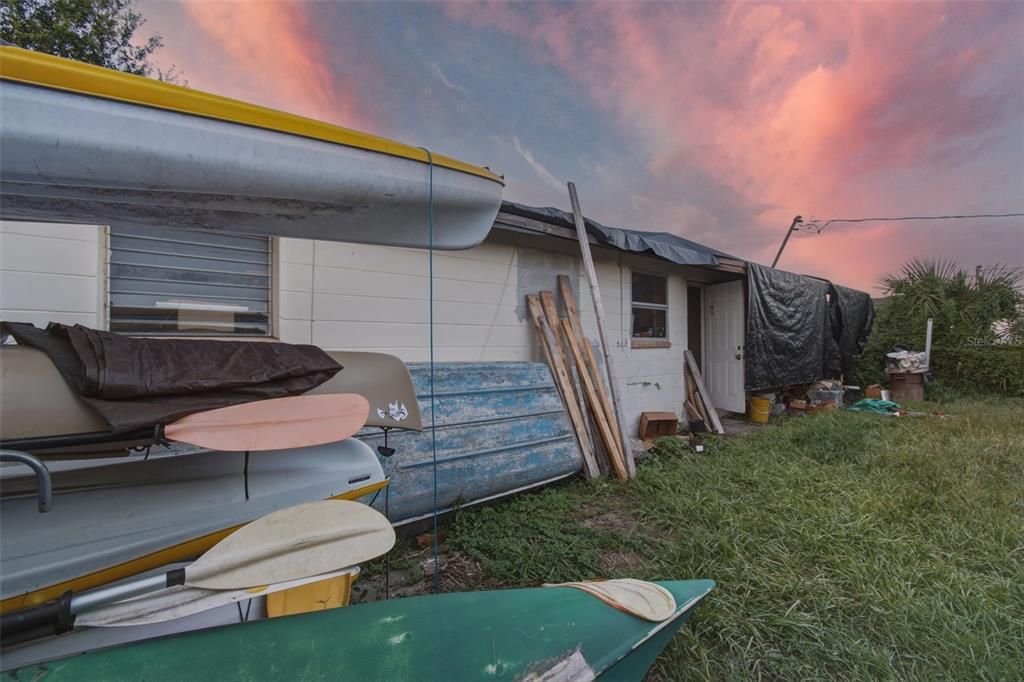 For Sale: $215,000 (3 beds, 1 baths, 1075 Square Feet)