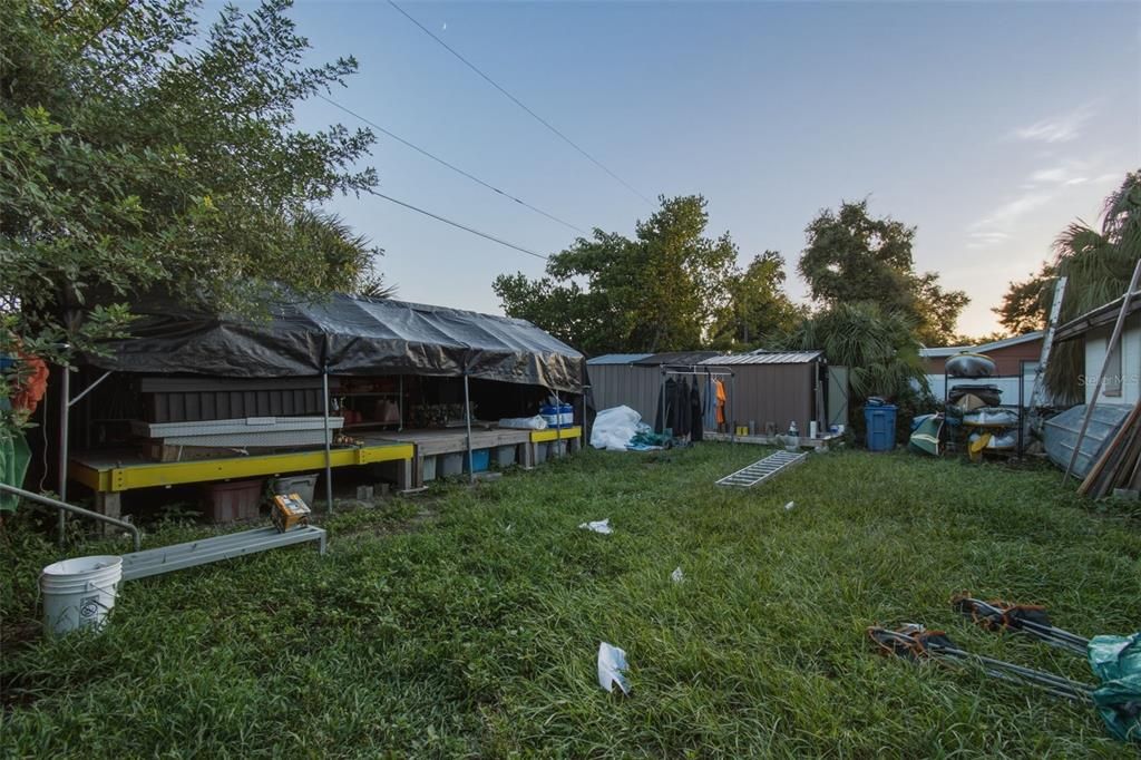 For Sale: $215,000 (3 beds, 1 baths, 1075 Square Feet)