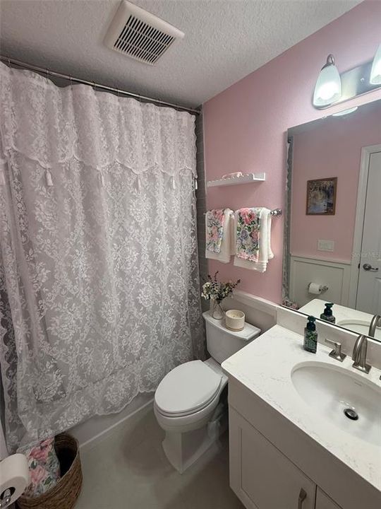 В аренду: $2,700 (3 спален, 2 ванн, 2062 Квадратных фут)