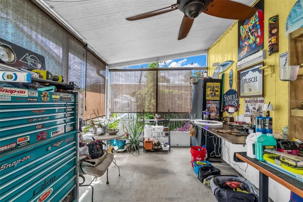 For Sale: $254,000 (3 beds, 2 baths, 1080 Square Feet)