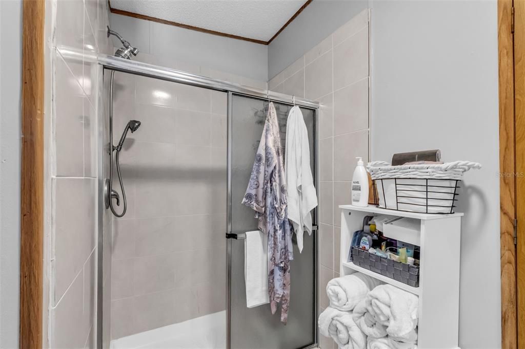For Sale: $254,000 (3 beds, 2 baths, 1080 Square Feet)