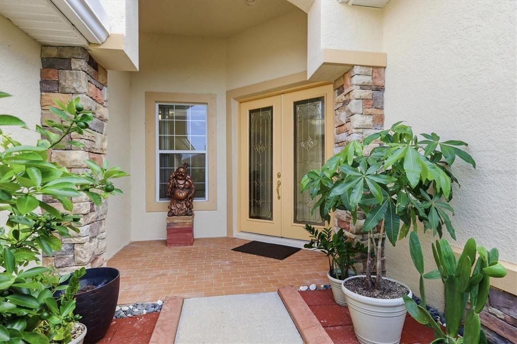 For Sale: $549,000 (4 beds, 3 baths, 2625 Square Feet)