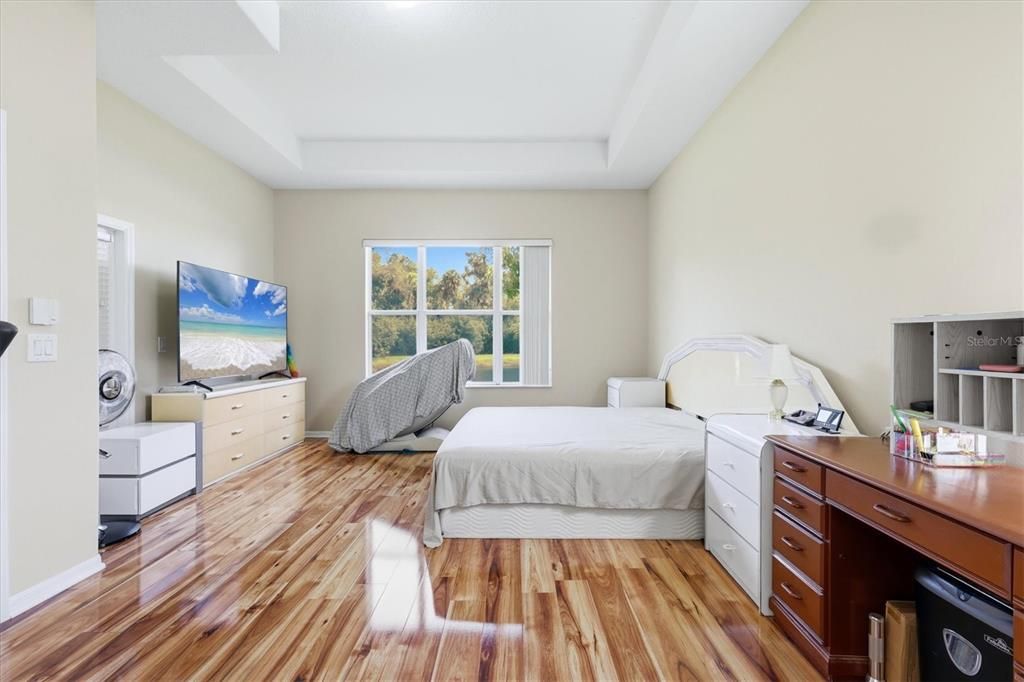 For Sale: $549,000 (4 beds, 3 baths, 2625 Square Feet)