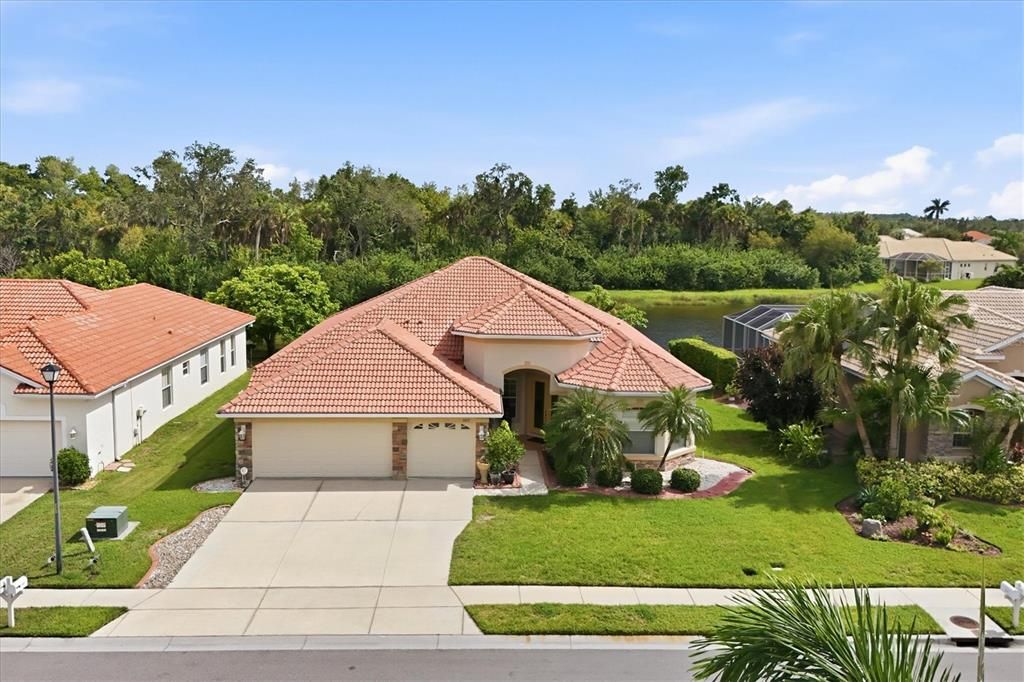 For Sale: $549,000 (4 beds, 3 baths, 2625 Square Feet)
