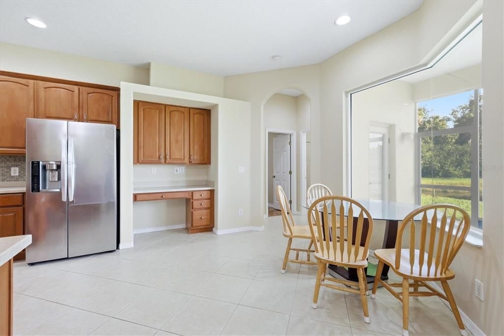 For Sale: $549,000 (4 beds, 3 baths, 2625 Square Feet)