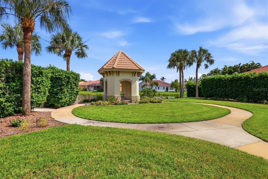 For Sale: $549,000 (4 beds, 3 baths, 2625 Square Feet)