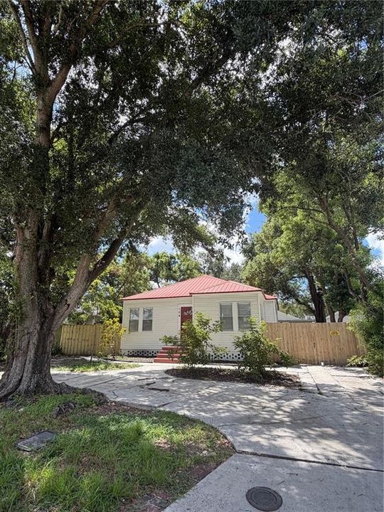 For Sale: $514,000 (3 beds, 2 baths, 1150 Square Feet)