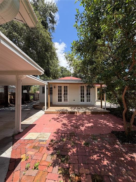 For Sale: $514,000 (3 beds, 2 baths, 1150 Square Feet)