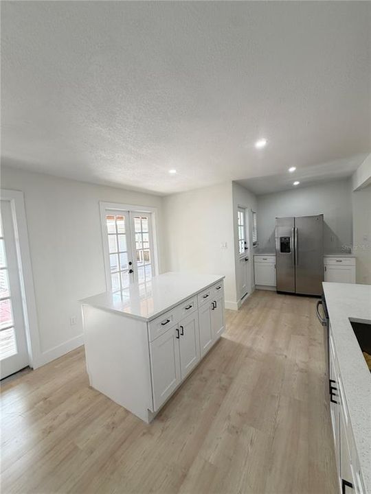 For Sale: $514,000 (3 beds, 2 baths, 1150 Square Feet)