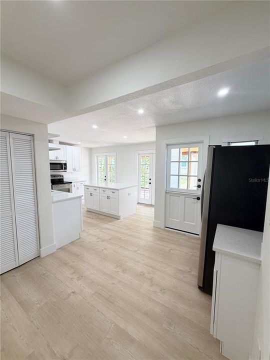 For Sale: $514,000 (3 beds, 2 baths, 1150 Square Feet)
