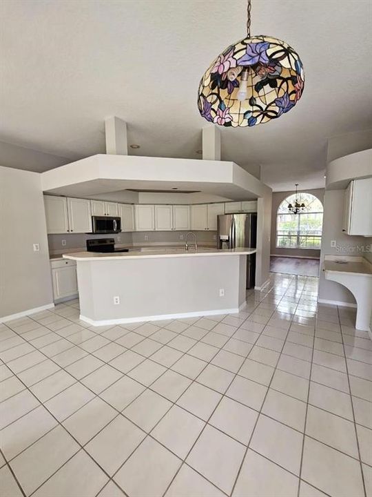 For Sale: $670,000 (4 beds, 2 baths, 2497 Square Feet)