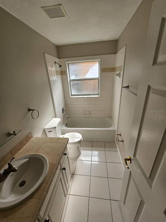For Sale: $670,000 (4 beds, 2 baths, 2497 Square Feet)