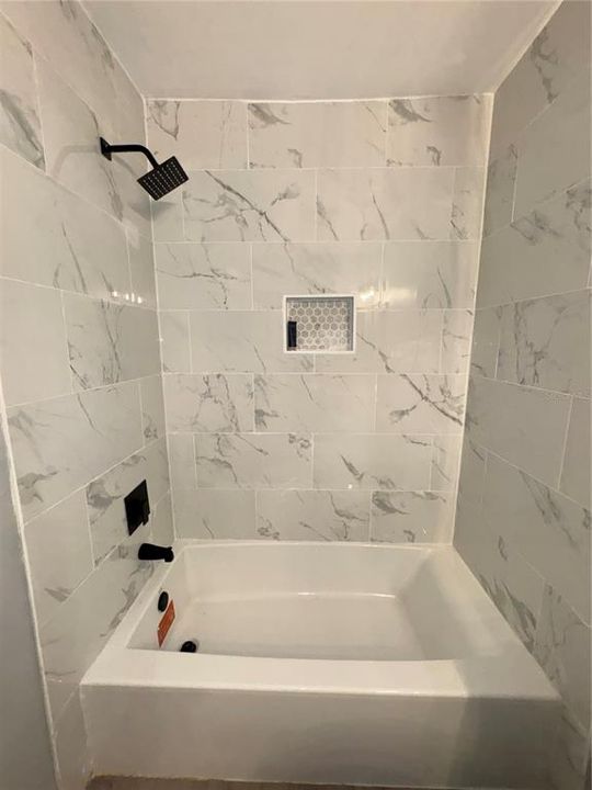For Sale: $243,000 (2 beds, 2 baths, 1170 Square Feet)