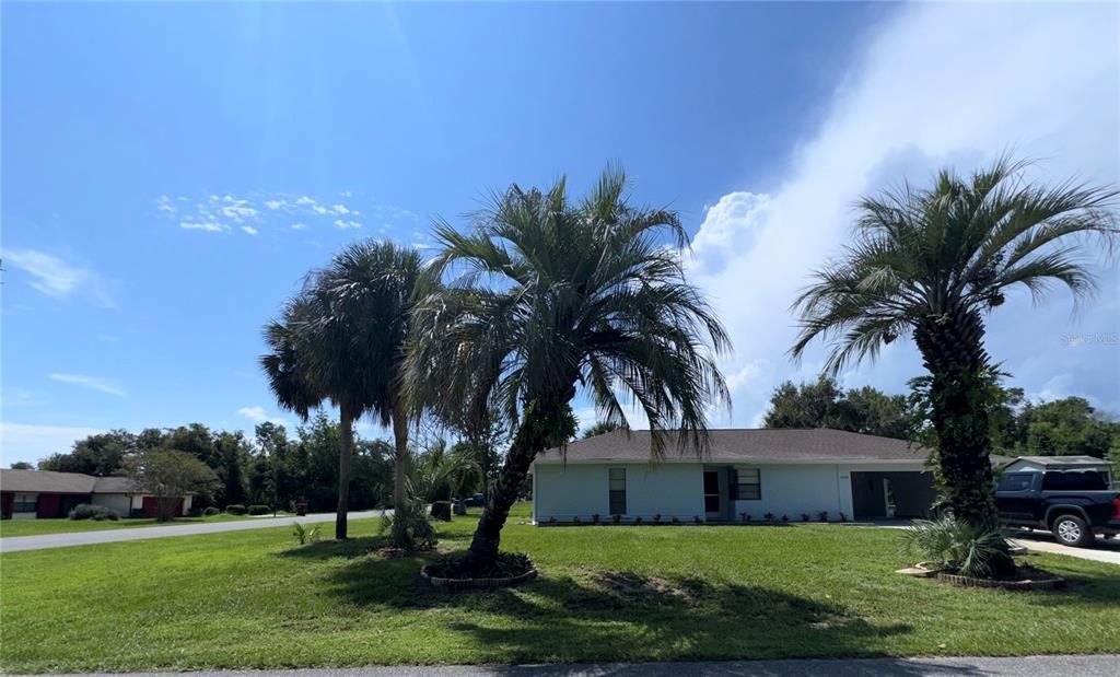 For Sale: $243,000 (2 beds, 2 baths, 1170 Square Feet)