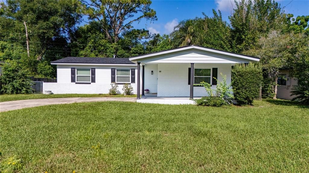 For Sale: $368,000 (3 beds, 2 baths, 1243 Square Feet)