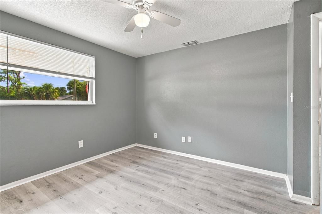 For Sale: $268,000 (4 beds, 0 baths, 1404 Square Feet)