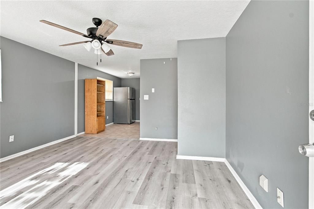 For Sale: $268,000 (4 beds, 0 baths, 1404 Square Feet)