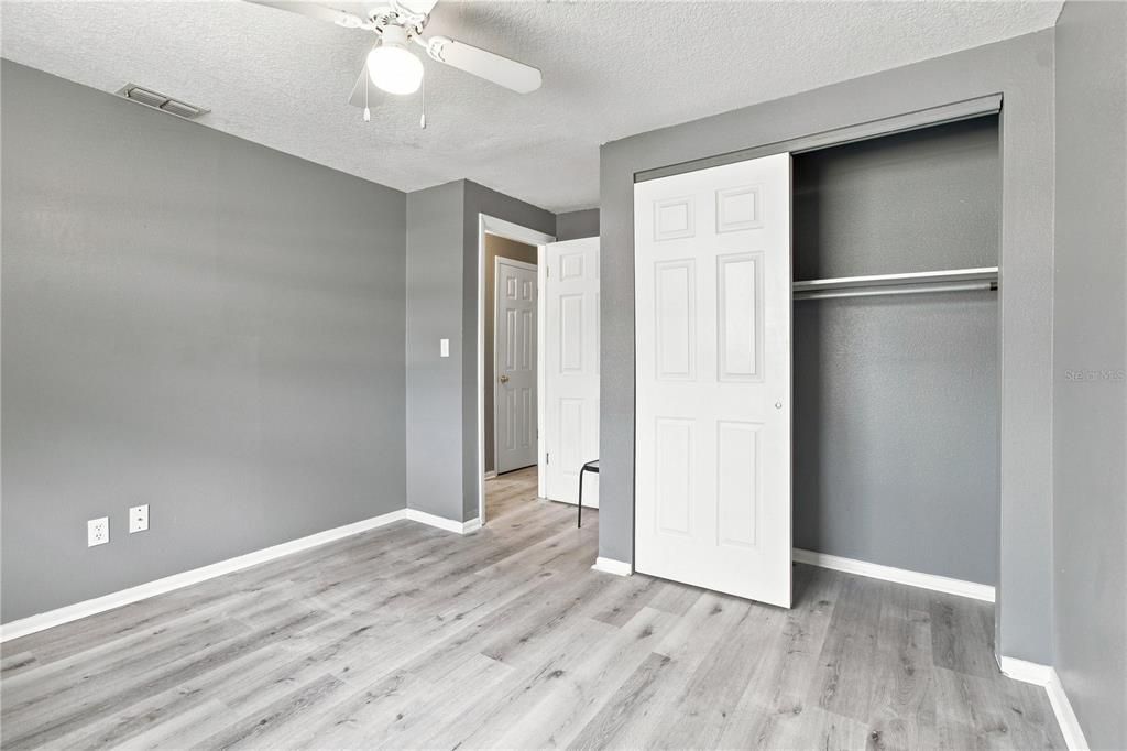 For Sale: $268,000 (4 beds, 0 baths, 1404 Square Feet)